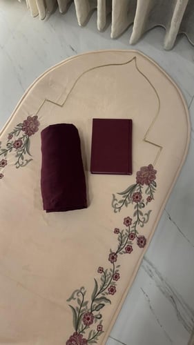 طقم الصفاء البرغندي