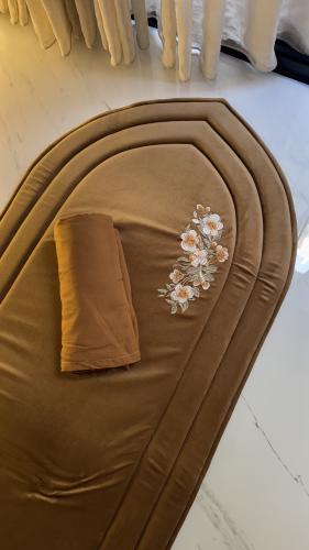 طقم زهرة اللوز الجملي