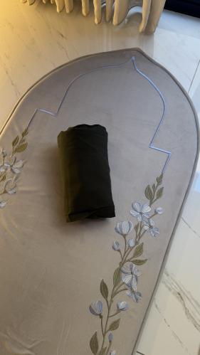 طقم الجوري الرمادي السماوي