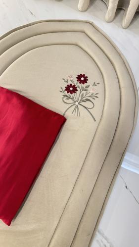 طقم العبير الاحمر