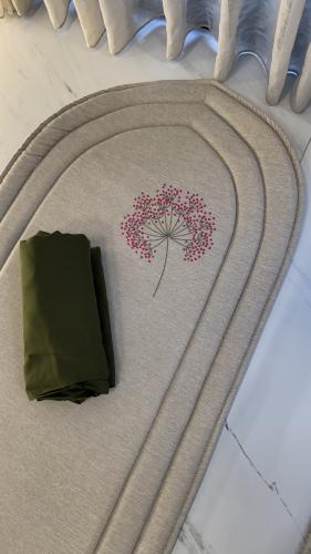 طقم الهندباء الفوشي