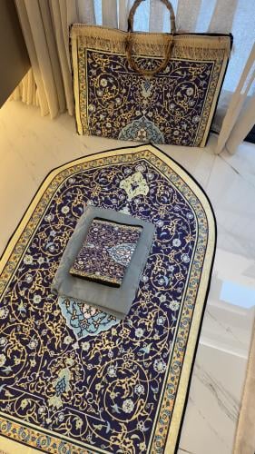 طقم سجاده صلاه بالنقوش الاسلاميه