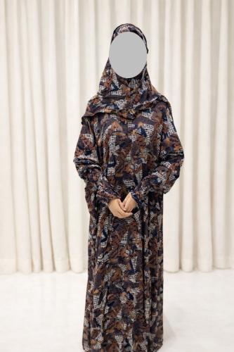 جلال سحاب بنقشه