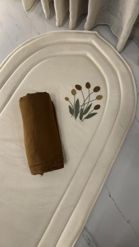 طقم الندى جملي