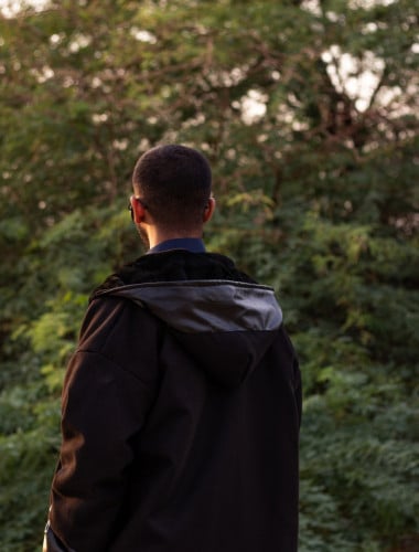 فرو قماش جوخ مع أطراف جلد