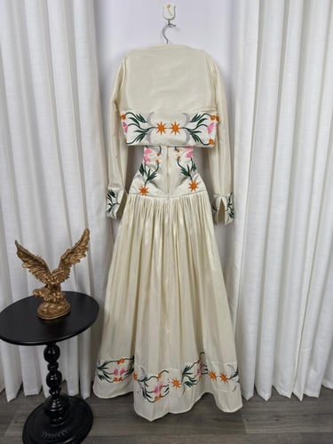 فستان العيد ناعم قطعتين بتصميم مميز وانيق