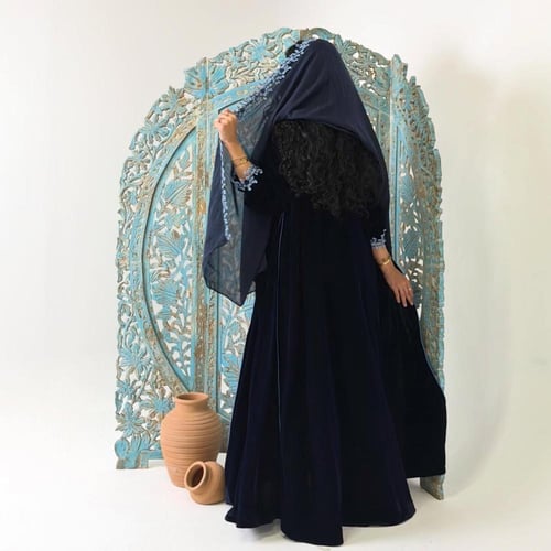 عباية بليزر باربي مع مخمل