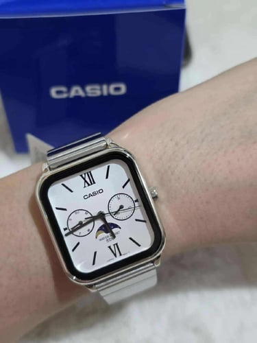 ساعة كاسيو الجديدة تتبع مراحل القمر