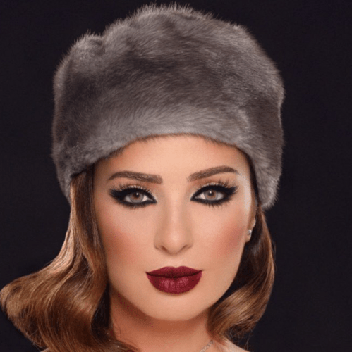 عدسات زينة ملونة من اديرا سنوية - آش