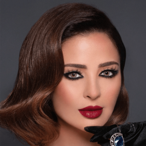 عدسات زينة ملونة من اديرا سنوية - تشانس