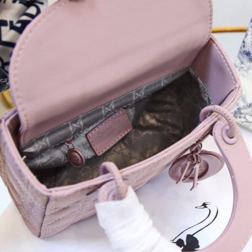 حقيبة ليدي ديور بينك مطفي شامل الملحقات