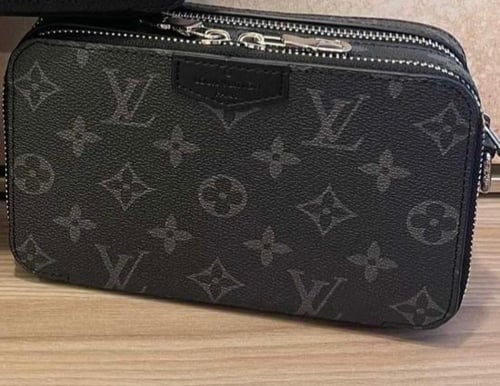 شنطة لويس فيتون رجالية ماستر شامل الملحقات