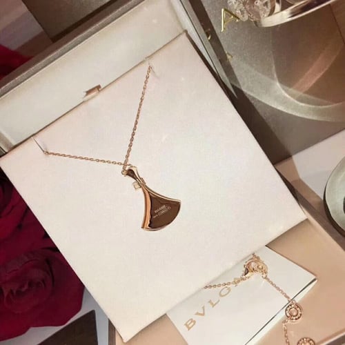 سلسال عقد بولغاري لونين شامل الملحقات