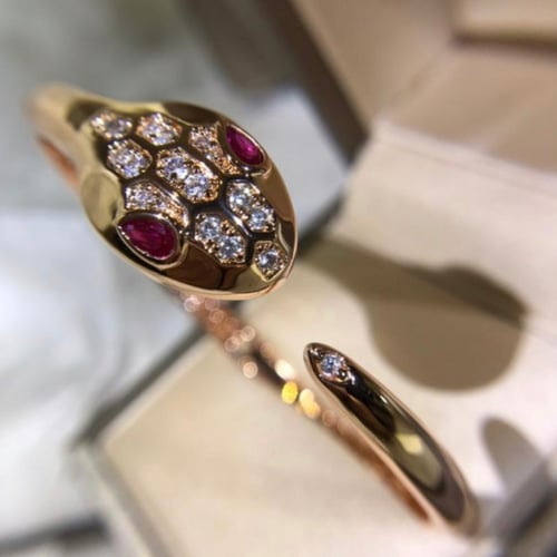 أسورة بولغاري طبق الأصل ثعبان