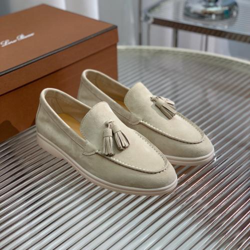 Loro Piana حذاء لوفر فاخر ماستر شامل الملحقات