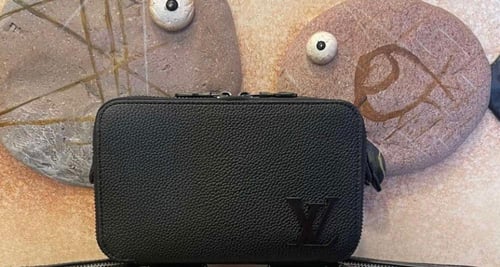 شنطة لويس فيتون رجالية ماستر شامل الملحقات