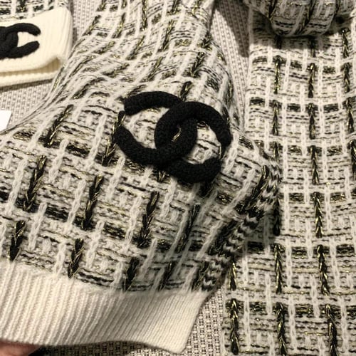 طقم شانيل شتوي 3 قطع ماستر مع العلبة