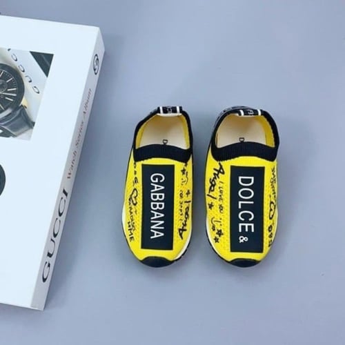 حذاء اطفال دولتش اند قبانا