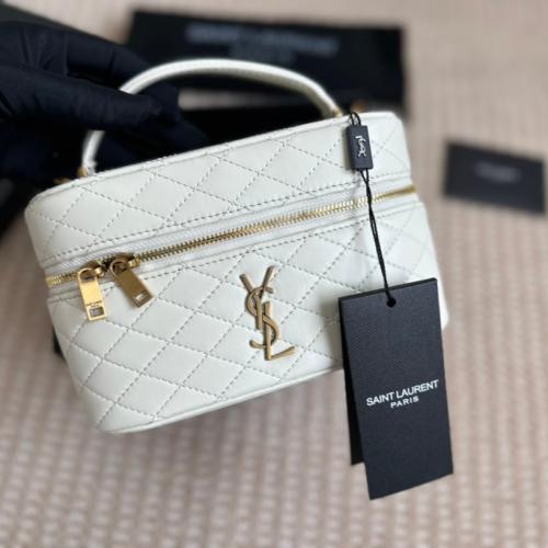 شنطة سان لوران شامل الملحقات