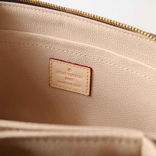 حقيبة ادوات الزينة 3 الوان