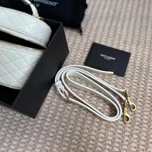 شنطة سان لوران شامل الملحقات