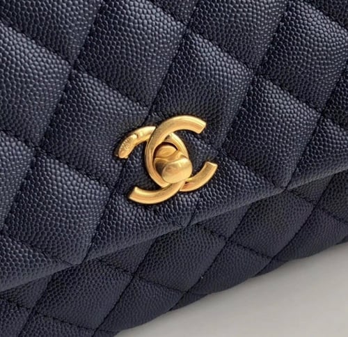 شنطة شانيل ماستر حجم 23 cm