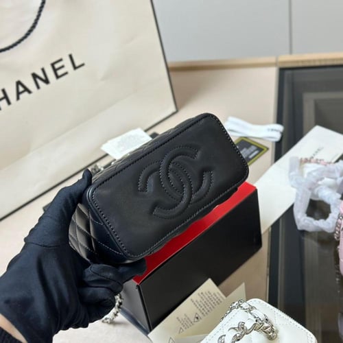 شنطة شانيل شامل الملحقات