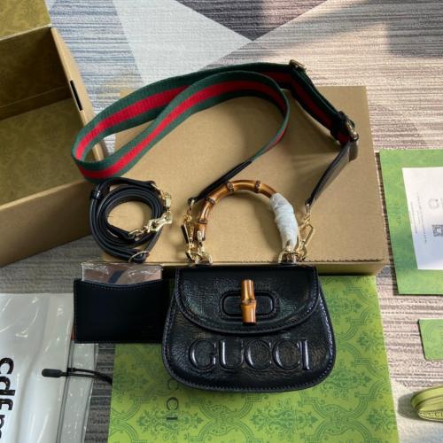 حقيبة قوتشي صغيرة ماستر بمقبض من البامبو
