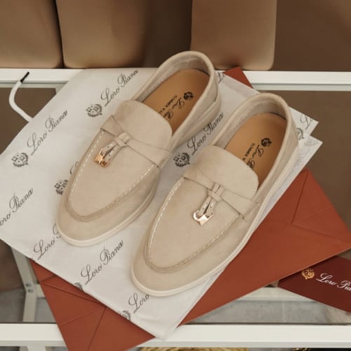 حذاء ماركة لوروبيانا ماستر شامل الملحقات