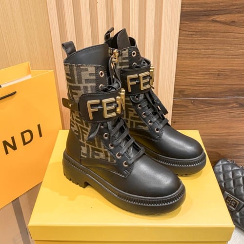 بوت فندي جودة عالية مع العلبة