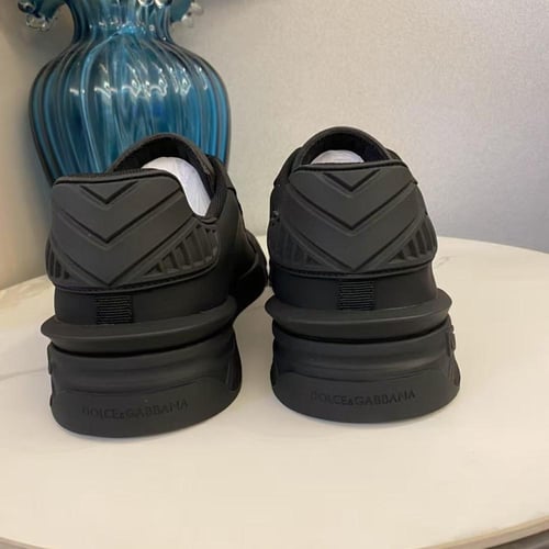 حذاء دولتشي قبانا رجالي