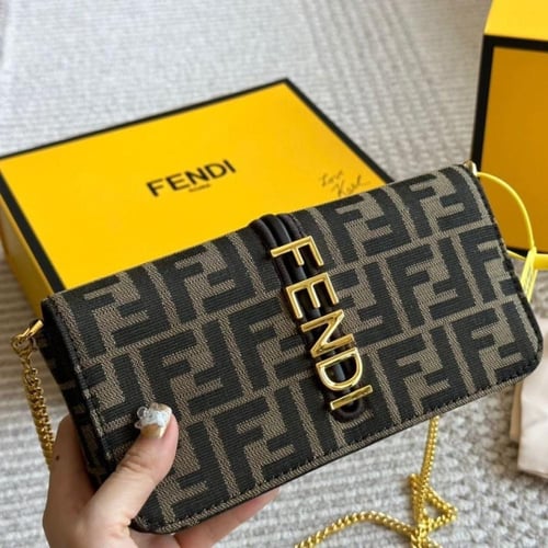 حقيبة فندي ماستر شامل الملحقات