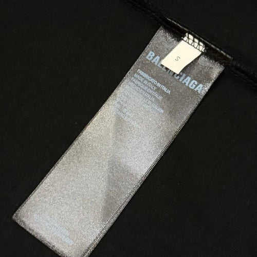 تيشيرت بلنسياغا مناسب للجنسين