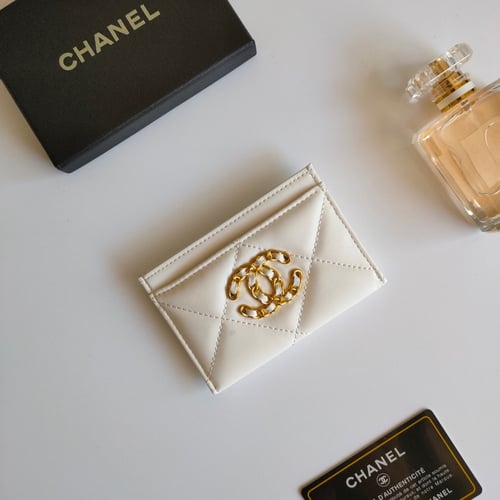 محفظة شانيل جودة عالية شامل الملحقات