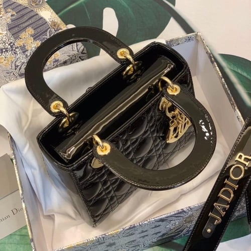 شنطة ليدي ديور شامل الملحقات حجم 20