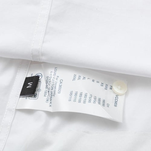 قميص لويس فيتون للتوصيل الفوري مقاس XL