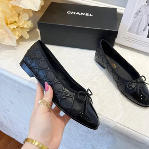 فلات ماركة شانيل ماستر شامل الملحقات