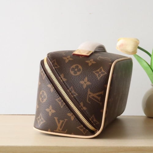 حقيبة ادوات الزينة 3 الوان