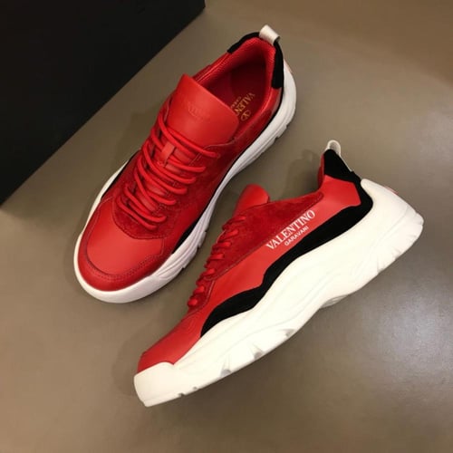 حذاء رياضي ماركة فالنتينو ماستر شامل الملحقات