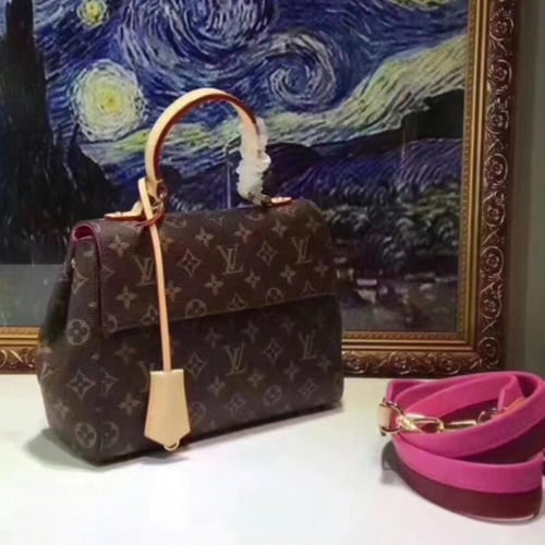 شنطة لويس فيتون ماستر شامل الملحقات