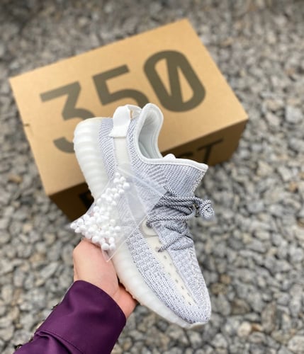 احذية ييزي اديداس ماستر