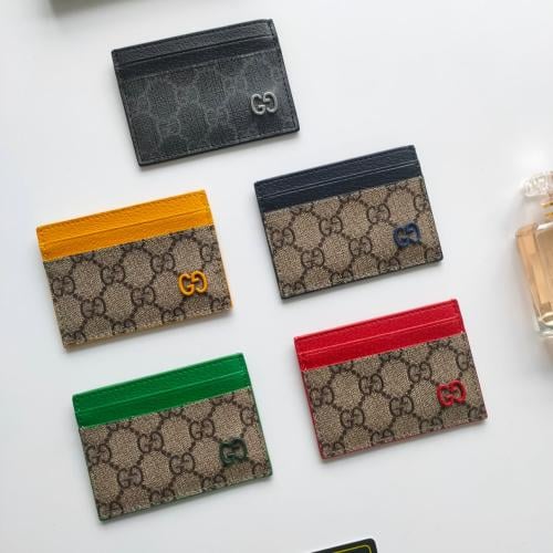 محفظة قوتشي ماستر شامل الملحقات