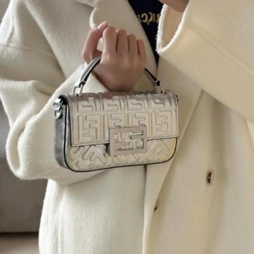 شنطة فندي جودة عالية شامل الملحقات