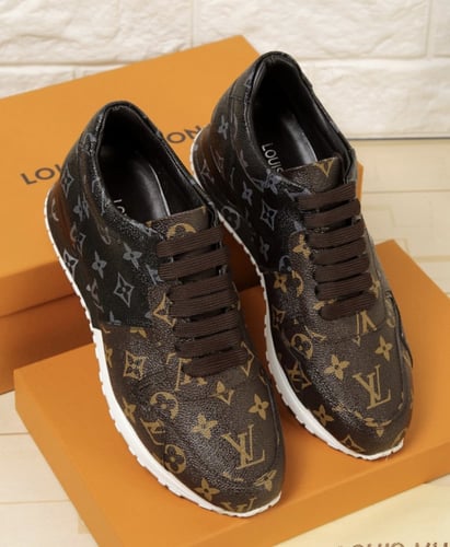 احذية لويس فيتون رجالي