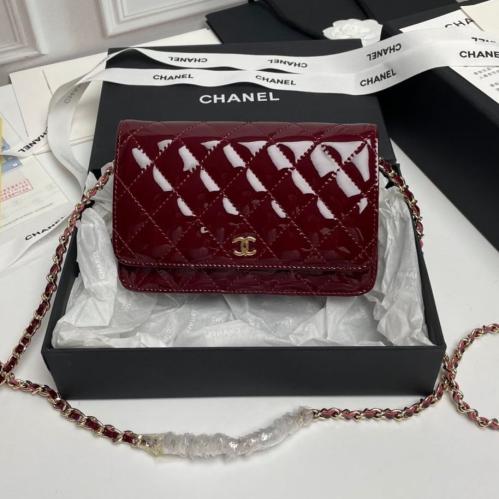 حقيبة شانيل جلد لمعة لونين حجم صغير شامل الملحقات