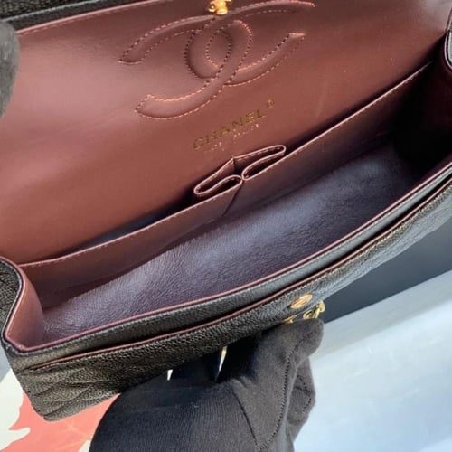 شنطة شانيل كلاسيك فلاب حجم ميديوم جلد كافيار شامل...