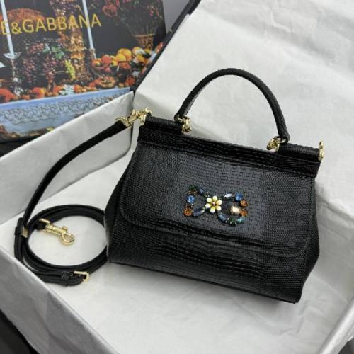 حقيبة Dolce & Gabbana بنقشة جلد السحلية شامل الملح...