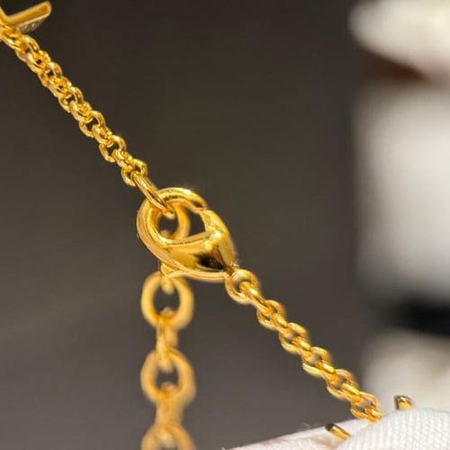 سلسال ايف سان لوران جودة عالية شامل الملحقات