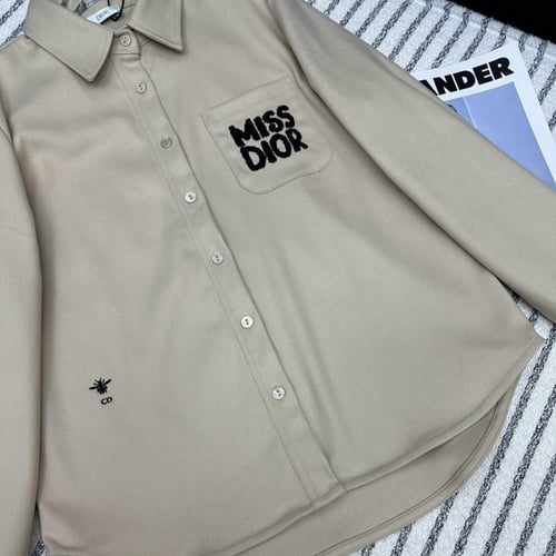 قميص ديور نسائي للتوصيل الفوري ماستر