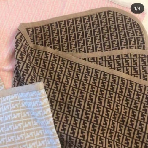 بطانية فندي جودة عالية الحجم:100*100 cm